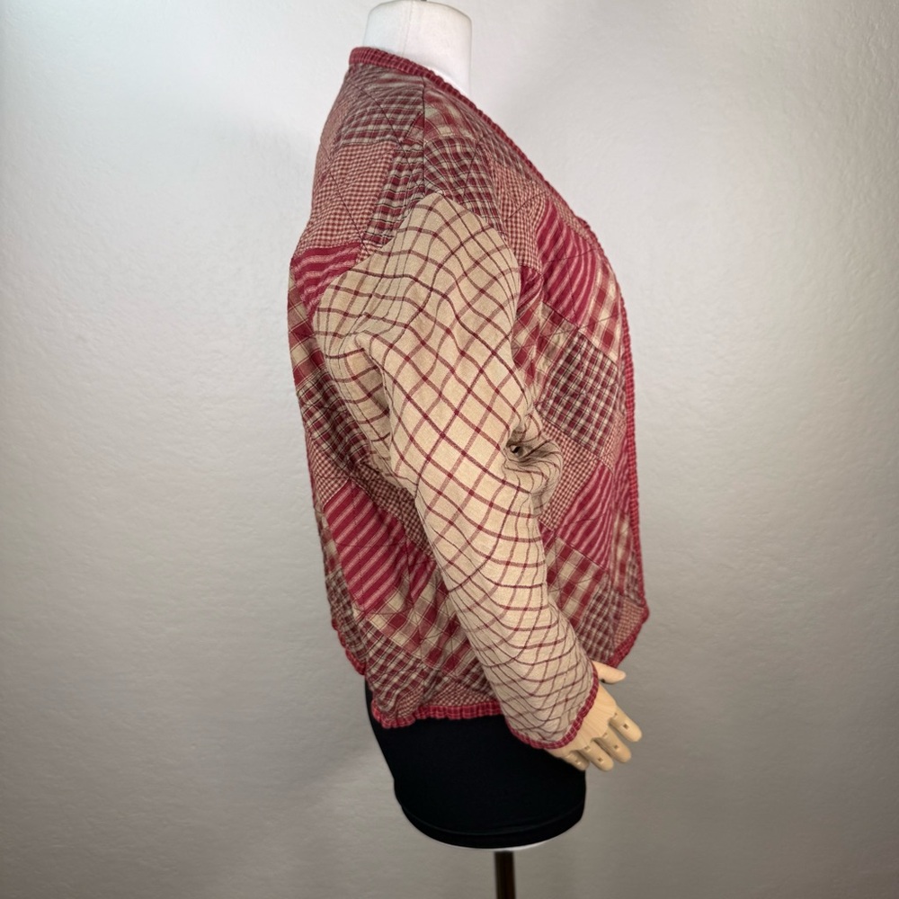 Vintage Collarless Patchwork Quilted Handmade Ope… - image 6